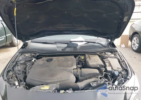 2016 Mercedes-Benz Cla 250 из США, поврежденный, VIN WDDSJ4EB9GN313400